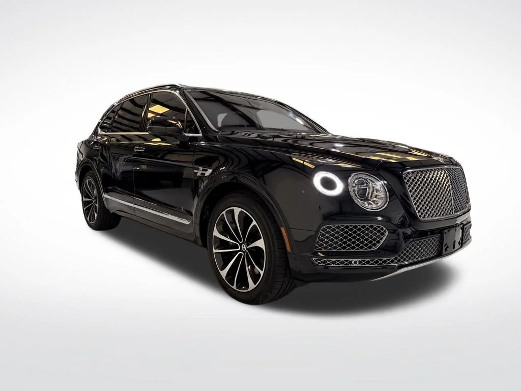 Used 2018  Bentley W12 image 3