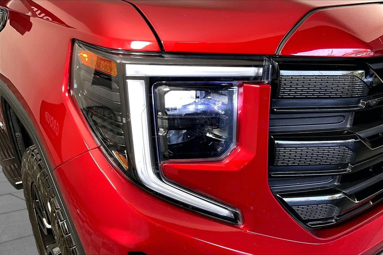 Used 2024 Volcanic Red Tintcoat GMC Elevation image 24