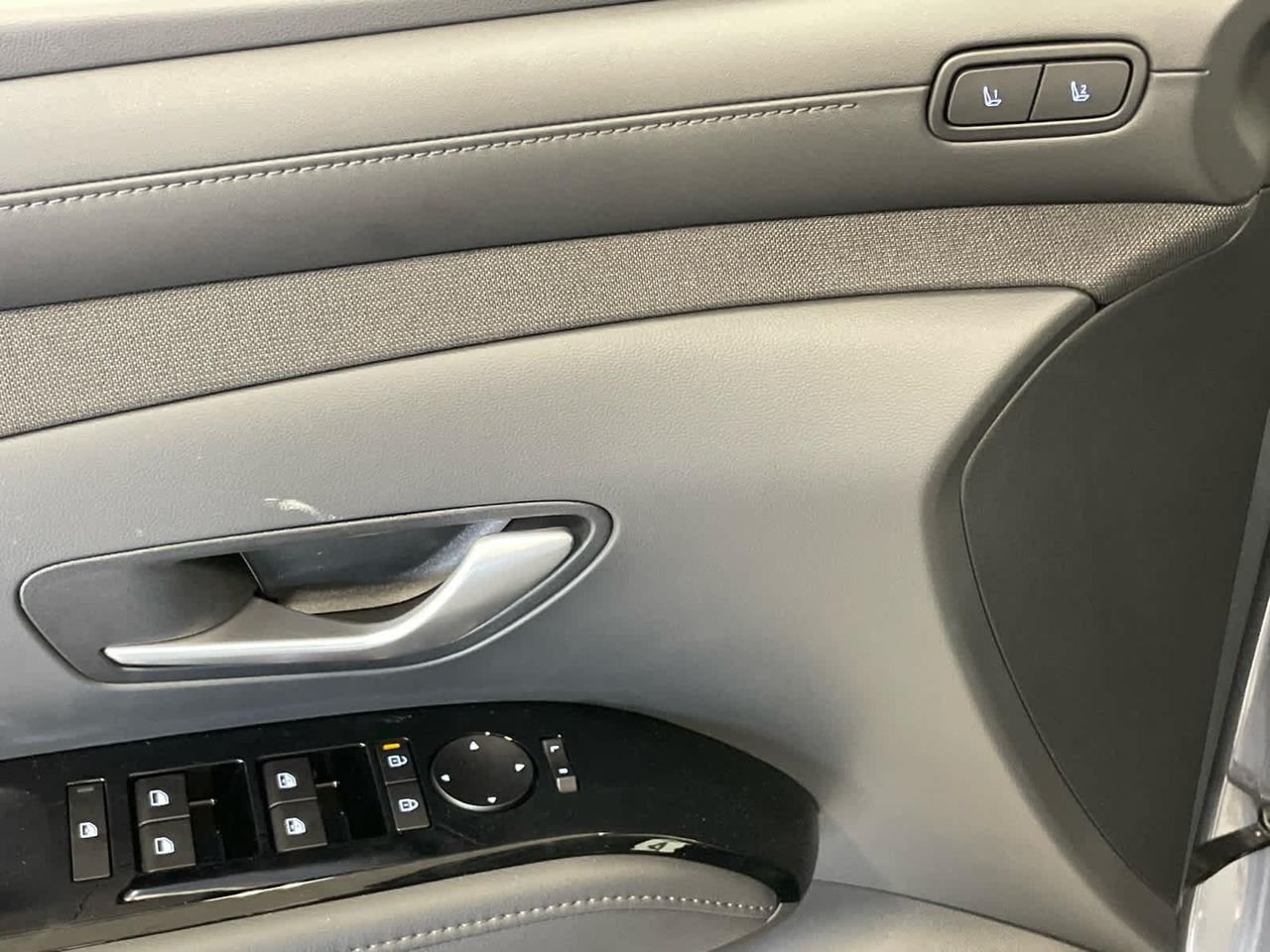New 2026 Ecotronic Gray Hyundai Limited image 29