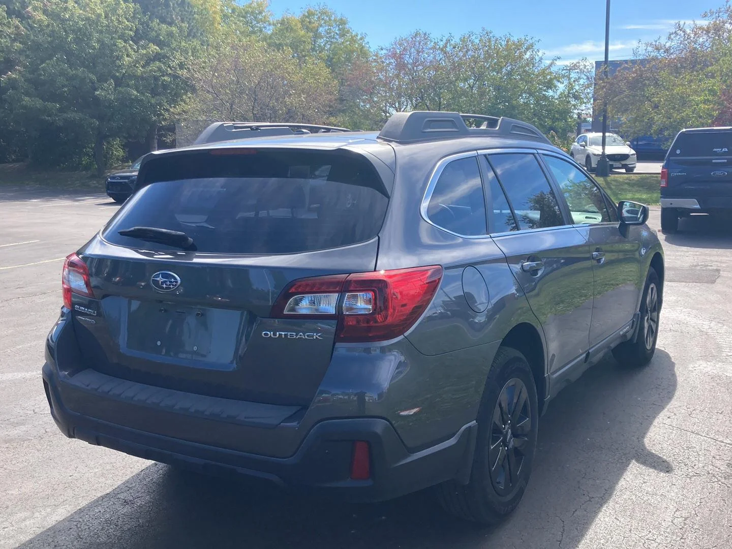 Used 2019 Magnetite Gray Metallic Subaru  image 7