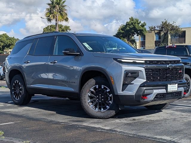 2026 Chevrolet Traverse Z71 - Photo 2