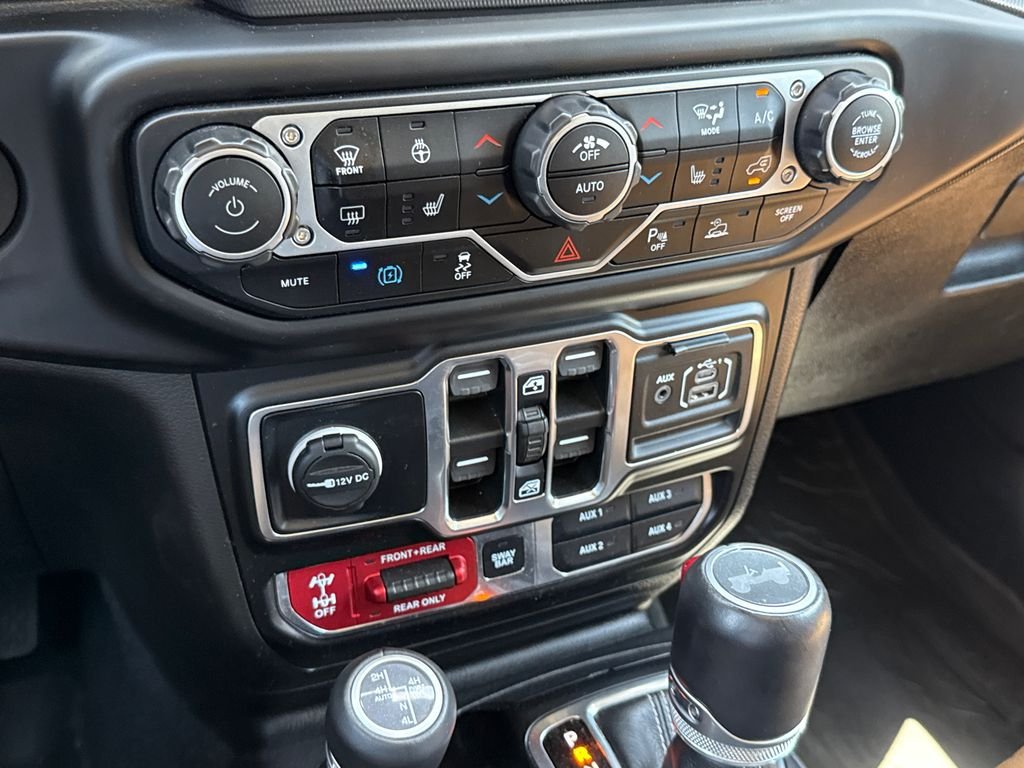 Used 2022 Beige Jeep Unlimited Rubicon 4xe image 24