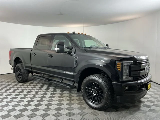 Used 2019 Agate Black Metallic Ford Lariat image 3