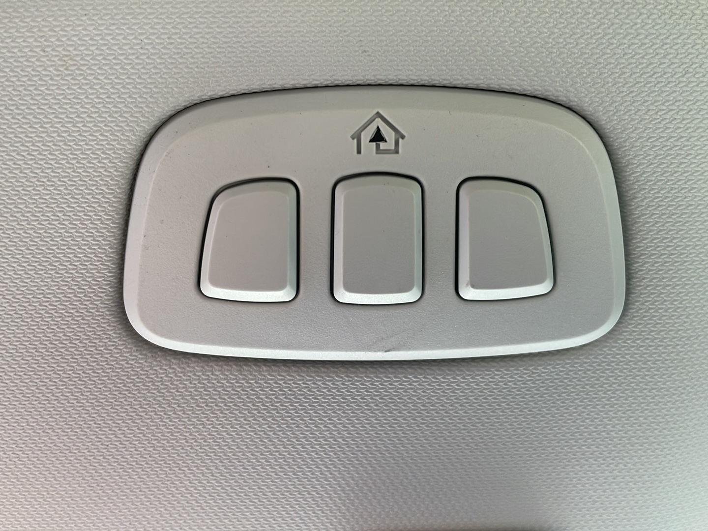 Used 2025 Star White Ford Premium image 25