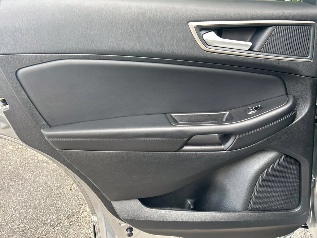 Used 2024 Silver Ford SEL image 21