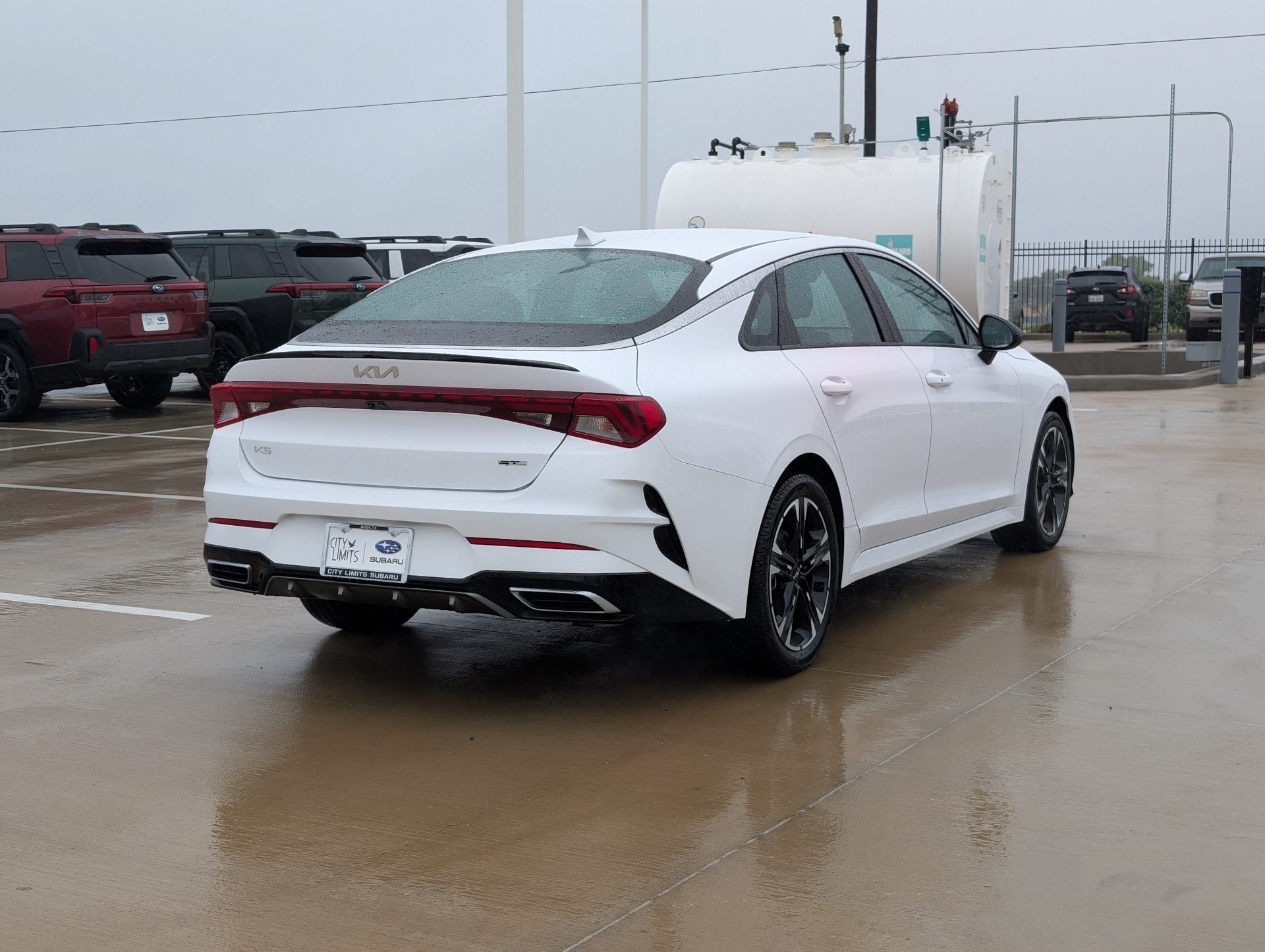 Used 2024 White Kia GT-Line image 5