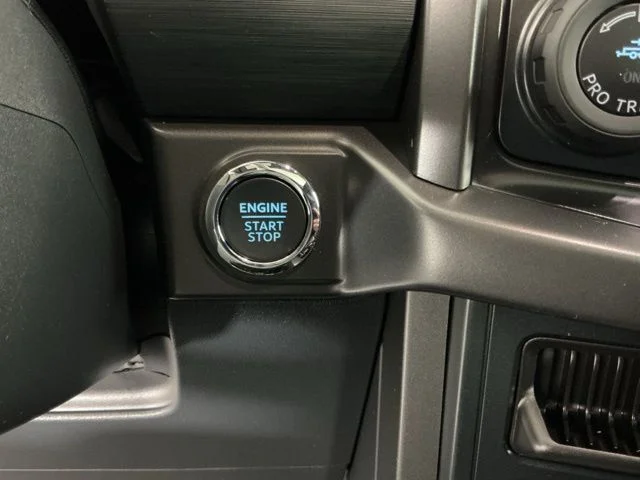 Certified Used 2025  Ford Tremor image 24