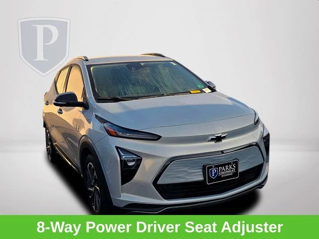 Certified Used 2023 Silver Chevrolet Premier image 4