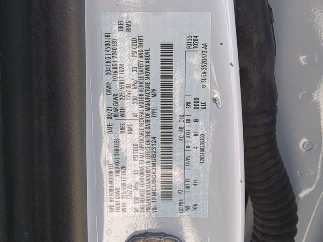 Used 2021 White Ford SE image 35