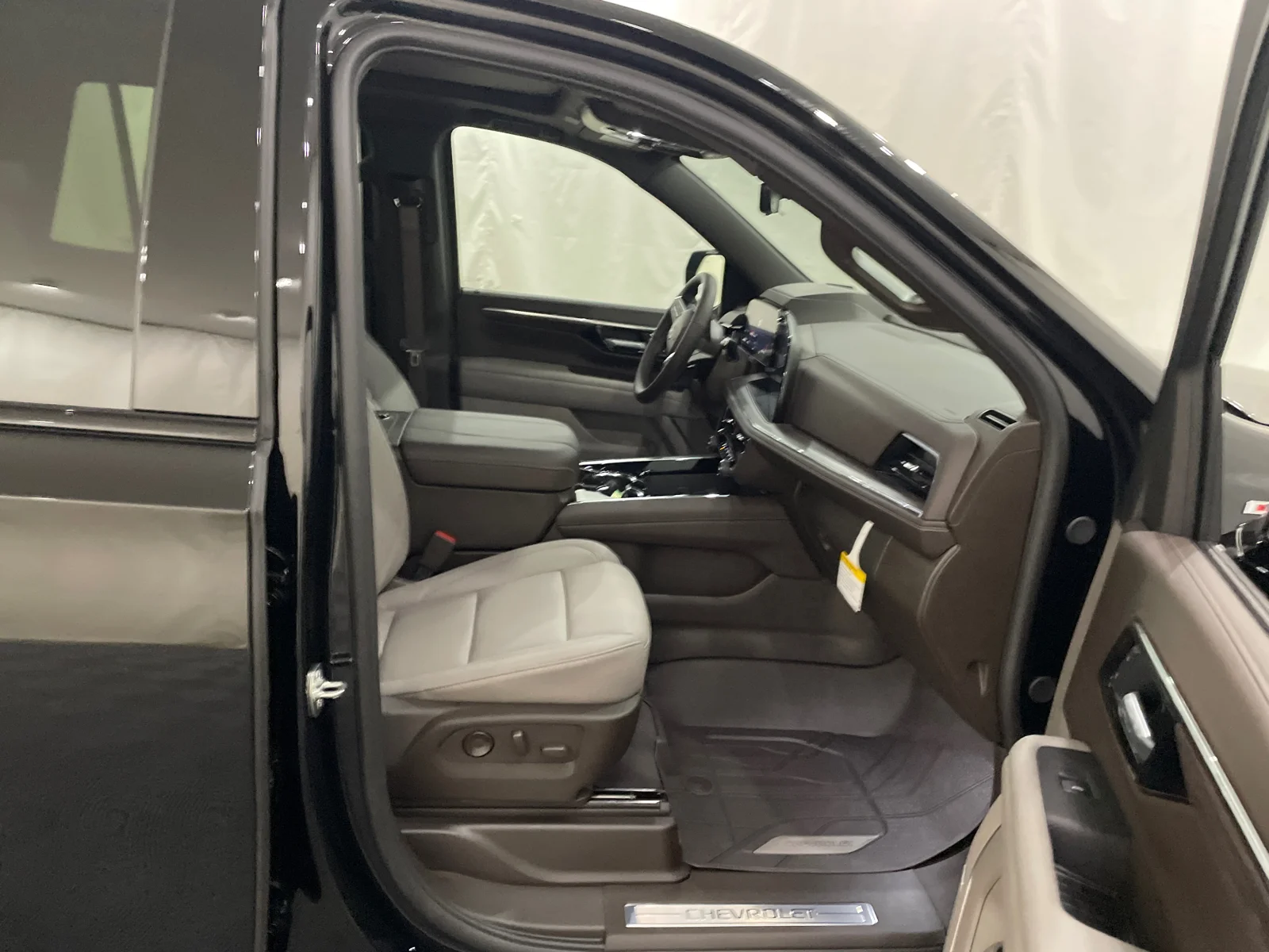 2026 Chevrolet Tahoe Z71 - Photo 25