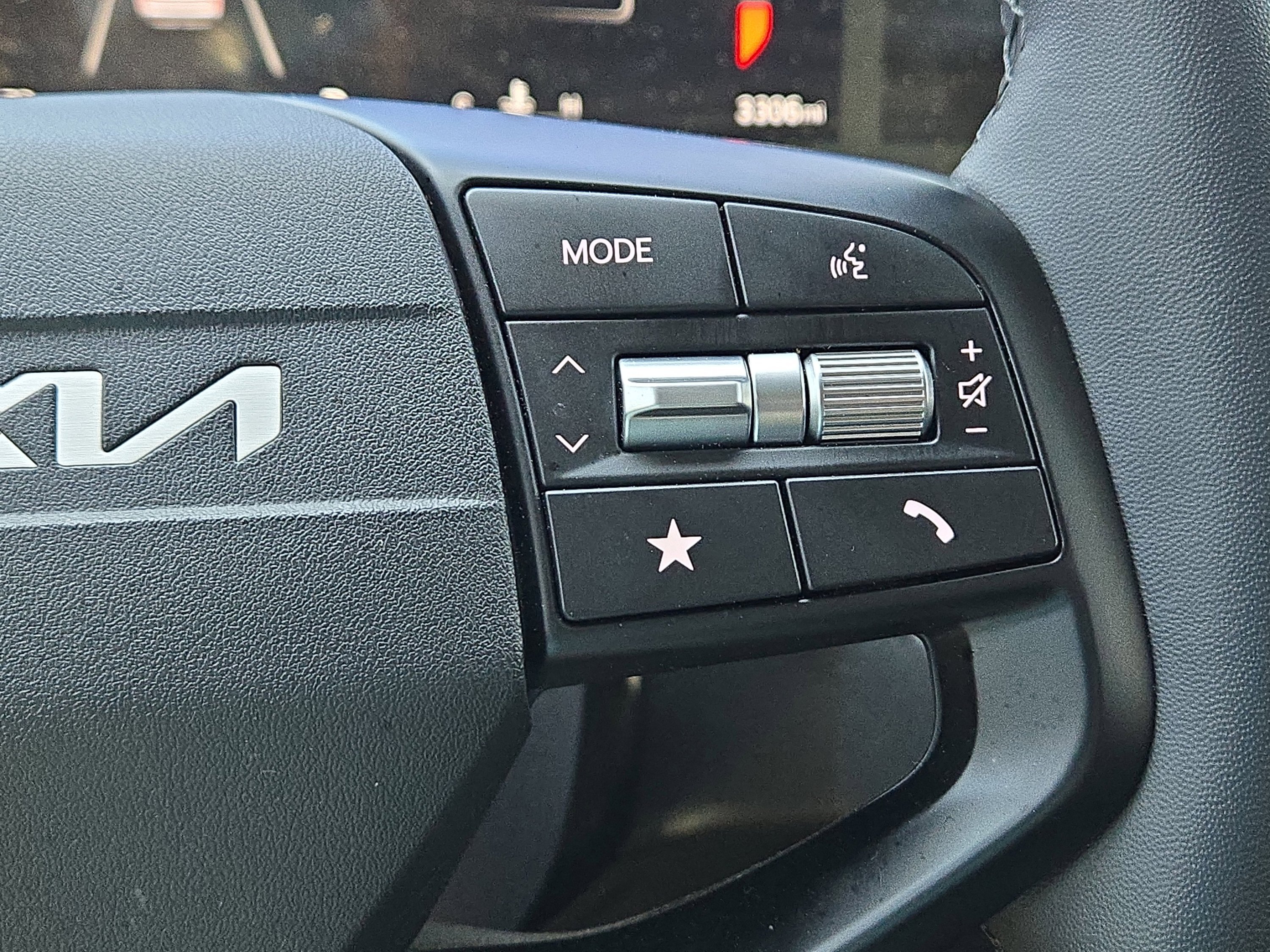 2025 Kia K4 EX - Photo 20