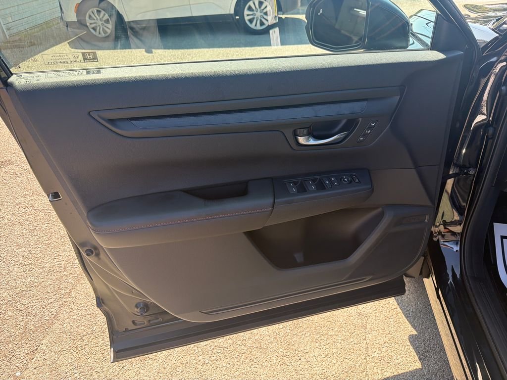 Used 2025 Black Honda Sport-L image 12