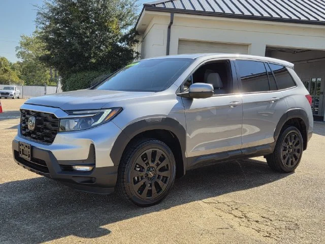 Used 2023  Honda EX-L image 7