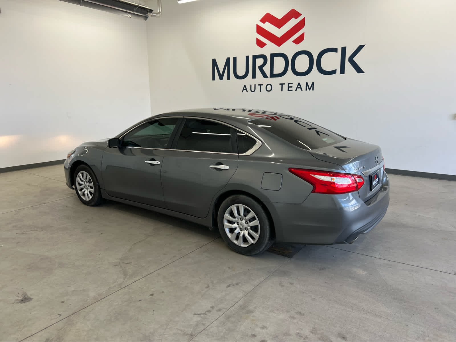 Used 2017 Nissan Altima S with VIN 1N4AL3AP2HN364157 for sale in Logan, UT