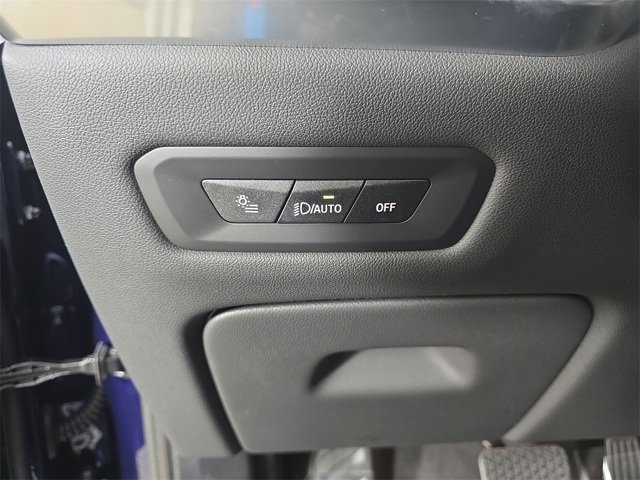 Certified Used 2026 Tanzanite Blue II Metallic BMW xDrive40i image 26