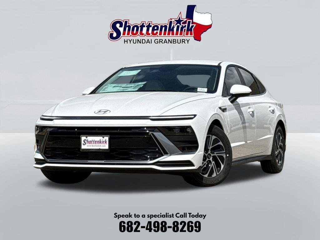 New 2026 White Hyundai Blue image 1