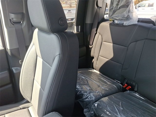 2025 GMC Sierra 3500HD Pro - Photo 12
