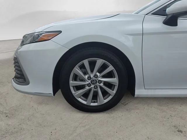Used 2024 Ice Toyota LE image 14