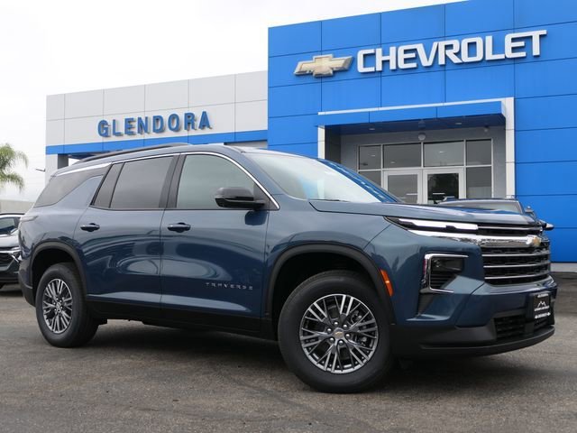 2026 Chevrolet Traverse FWD LT's photo