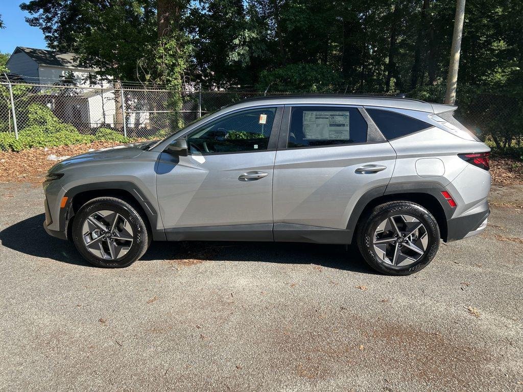 New 2026 Silver Hyundai SEL AWD image 2