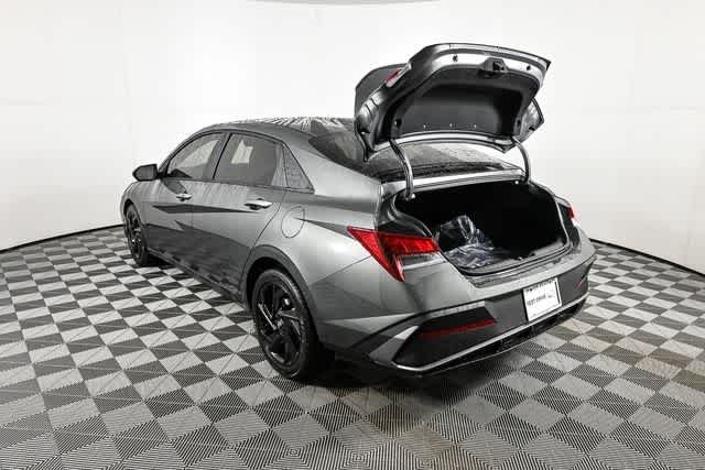 New 2026 Amazon Gray Hyundai SEL Sport image 9