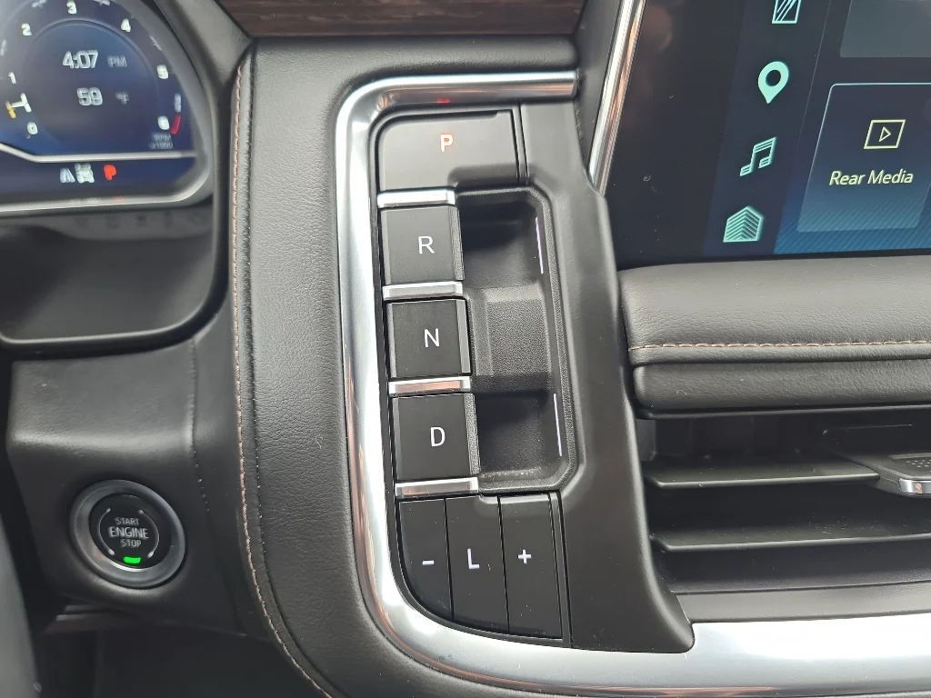 Used 2024 Black Chevrolet High Country image 13