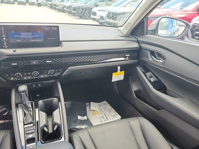 New 2026 Platinum White Pearl Honda Touring image 18