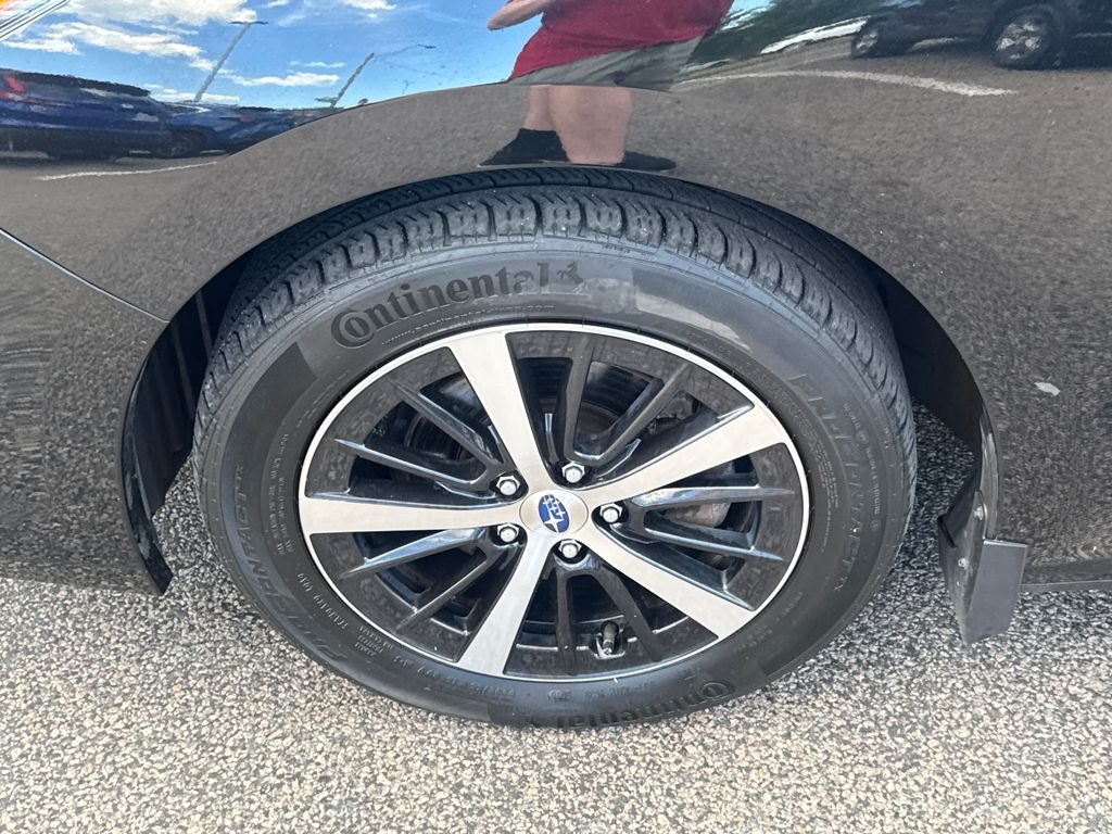 Used 2020 Black Subaru Premium image 39