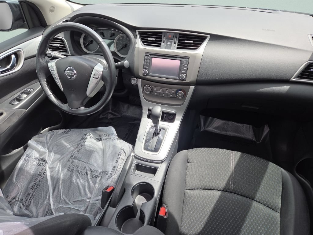 Used 2013 Magnetic Gray Nissan SR image 27