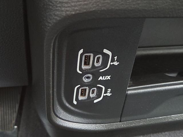 Used 2021 White Ram Tradesman image 11