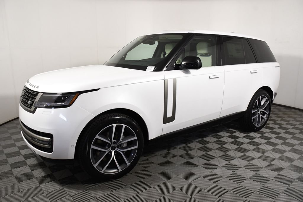 New 2026 Ostuni Perl Wh Land Rover SE image 2