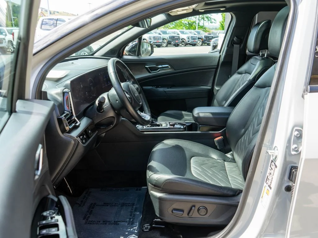 Used 2025 Gray Kia X-Pro image 11
