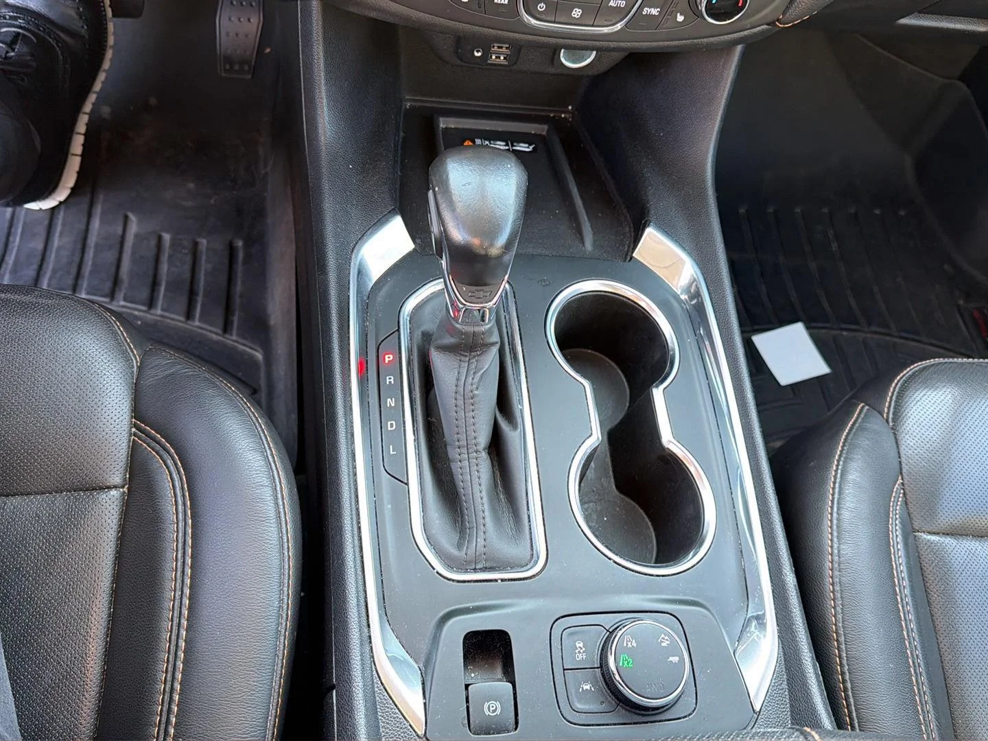 Used 2021 Mosaic Black Metallic Chevrolet Premier image 19