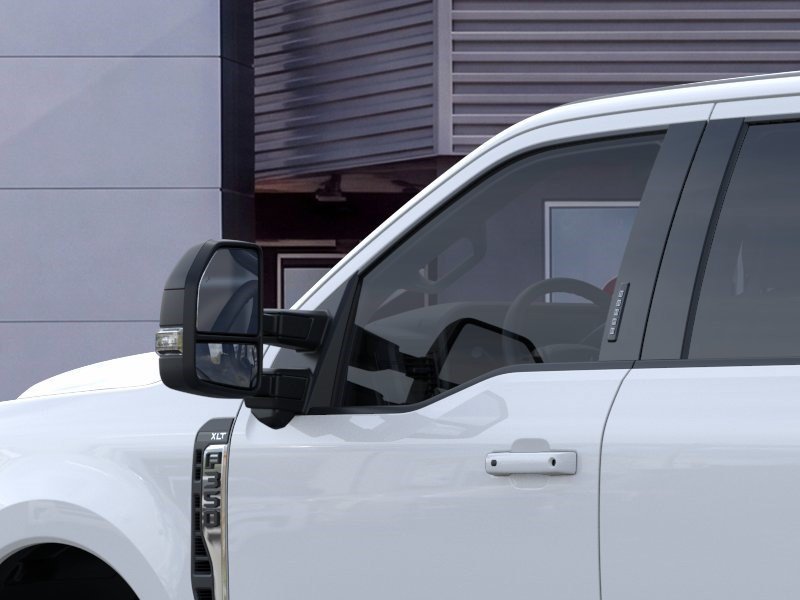 New 2026 Oxford White Ford XLT image 21