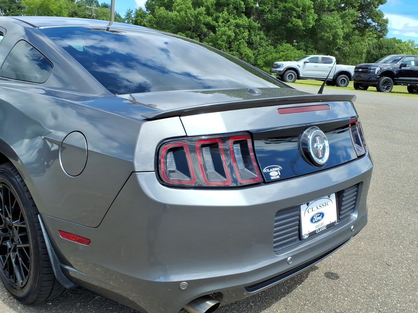 Used 2014 Sterling Gray Metallic Ford V6 Premium image 16