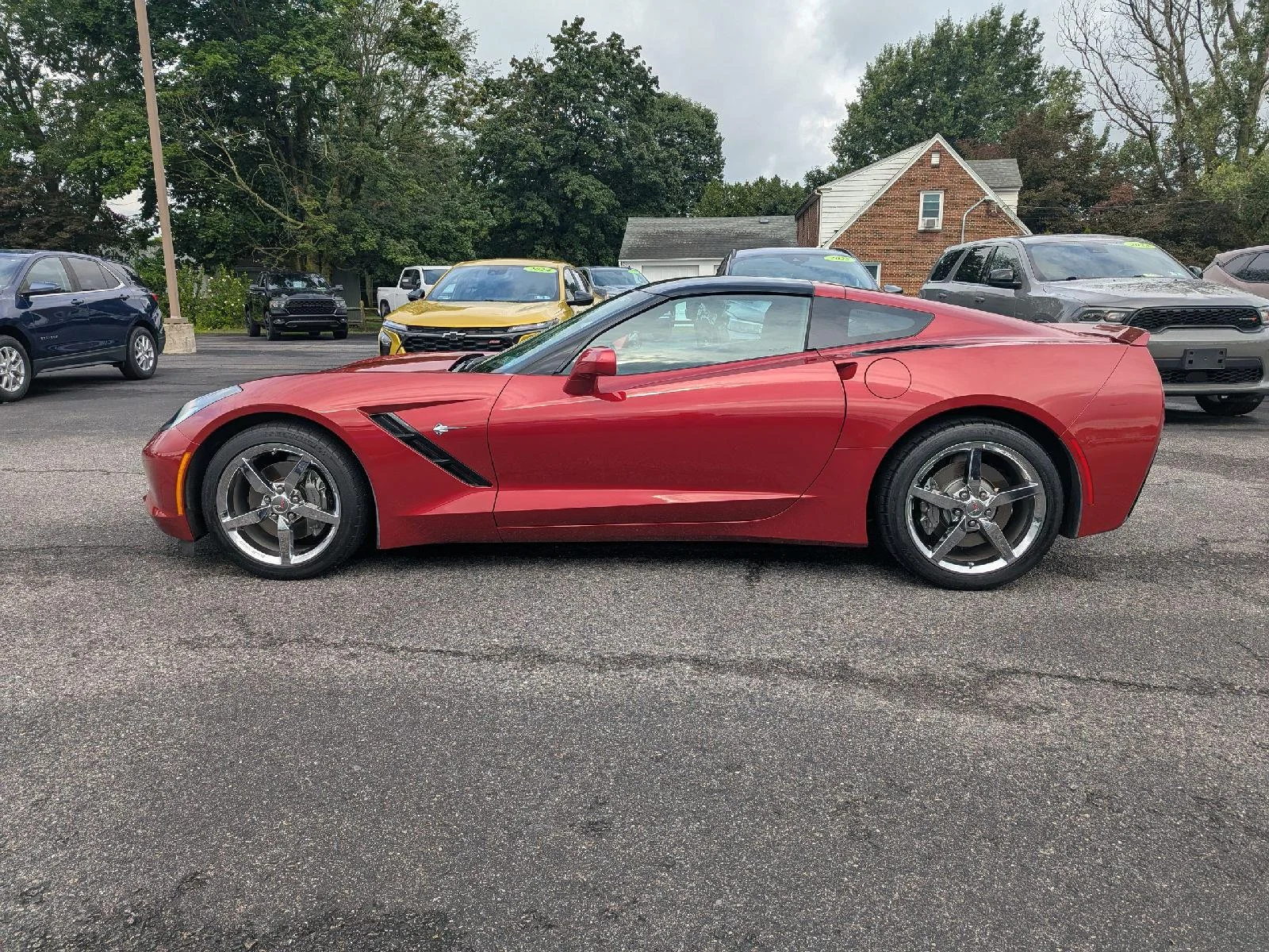 Used 2014 CRYSTAL RED TINTCOAT Chevrolet 2LT image 5