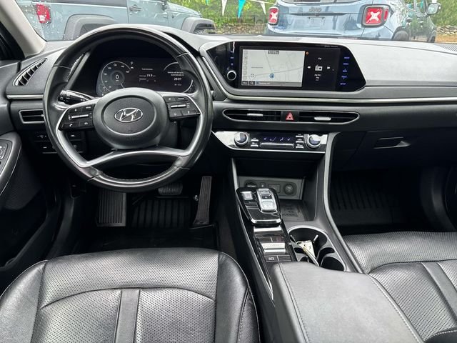 Used 2023 Gray Hyundai SEL image 16