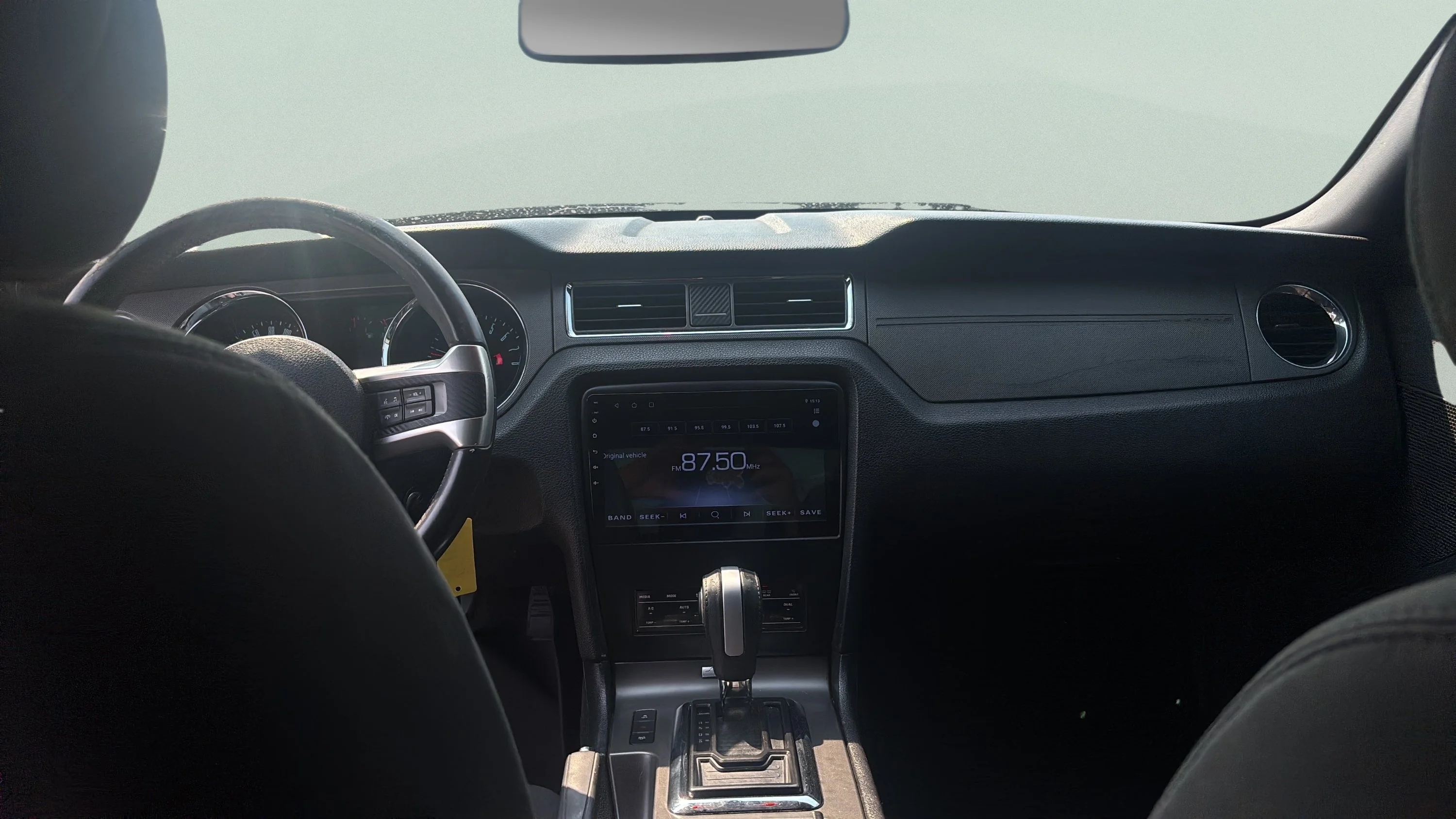 Used 2014 Black Ford V6 image 9