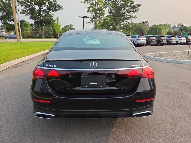 New 2026 Obsidian Black Metallic Mercedes-Benz E450 image 4