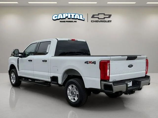 Used 2025 White Ford XLT image 3