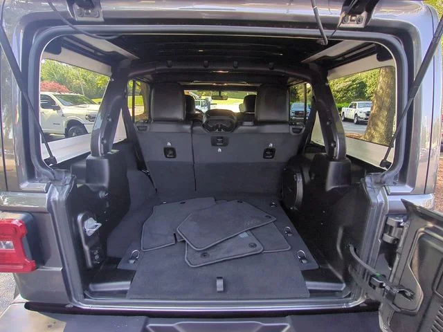 Used 2022 Gray Jeep Unlimited Rubicon image 31