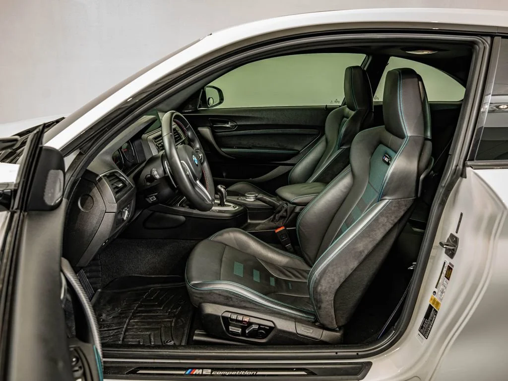 Used 2020 Alpine White BMW Competition image 37