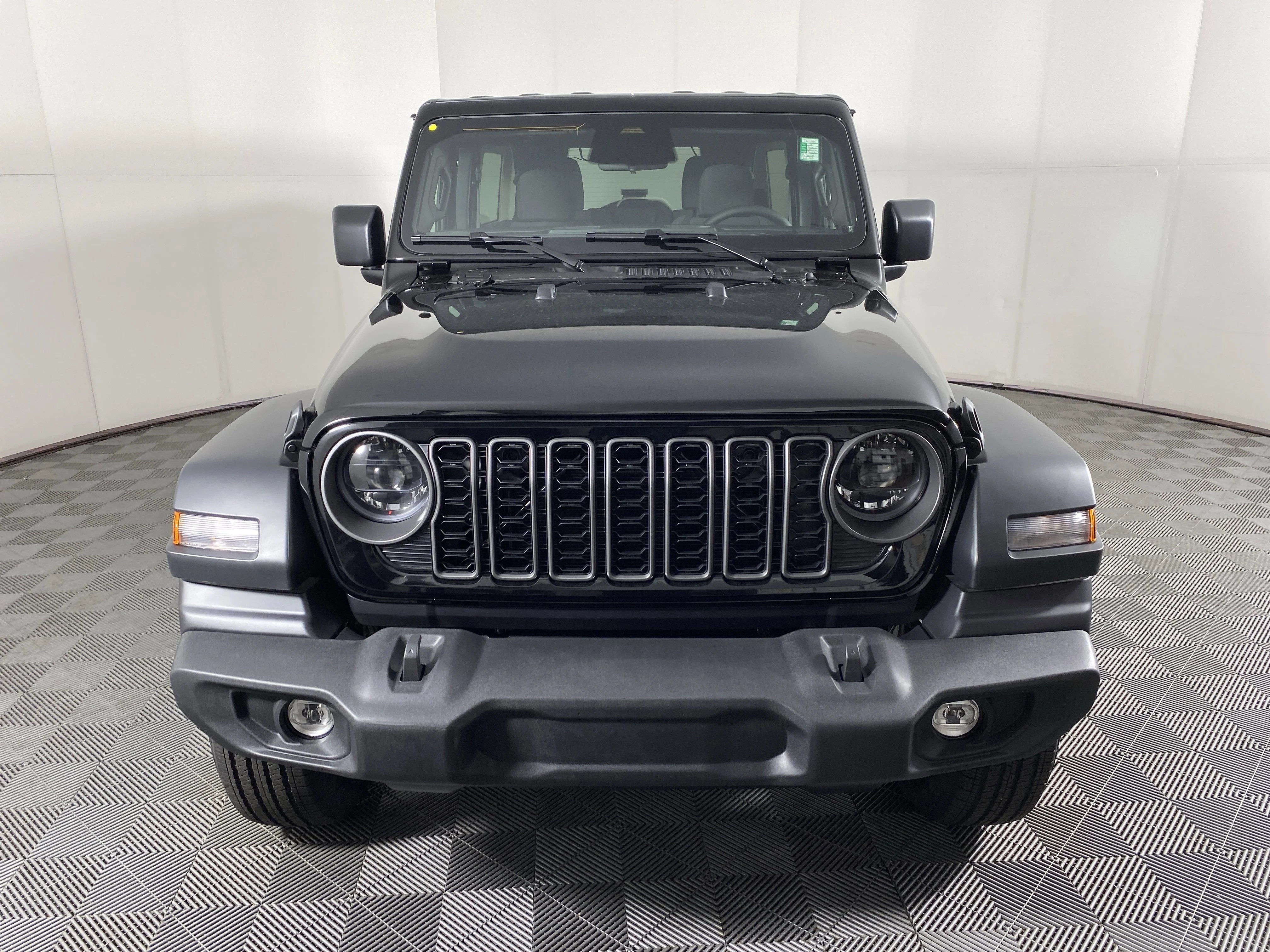 New 2026 Black Clear-Coat Exterior Paint Jeep Sport S image 11