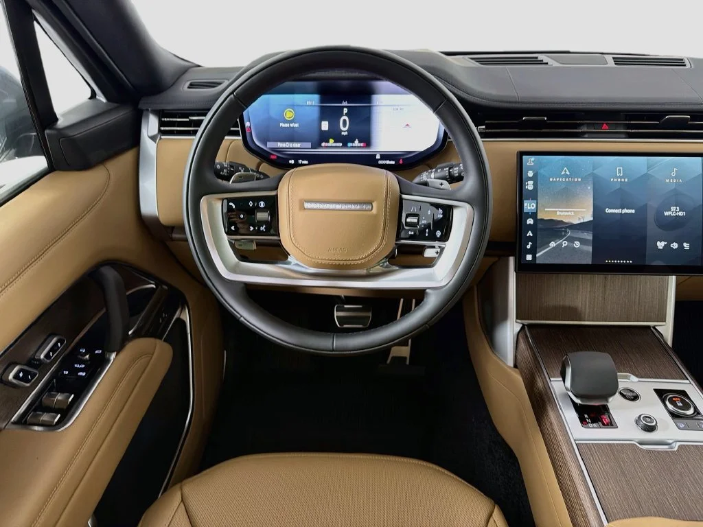 New 2027 Belgravia Green LAND ROVER  image 23