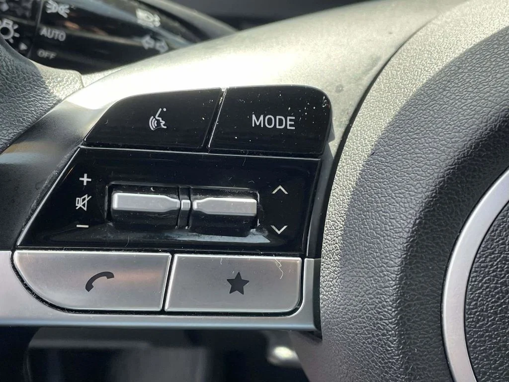 Certified Used 2024 Silver Hyundai SE image 18