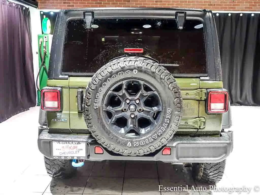 Used 2023 Green Jeep 4x4 image 8