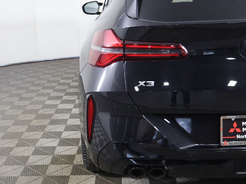 Used 2025 Black BMW M50 xDrive image 19