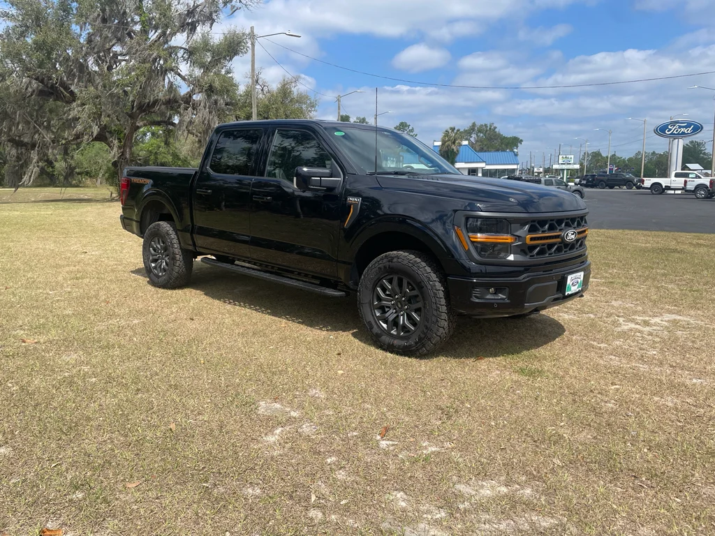 New 2026 Agate Black Metallic Ford Tremor® image 7
