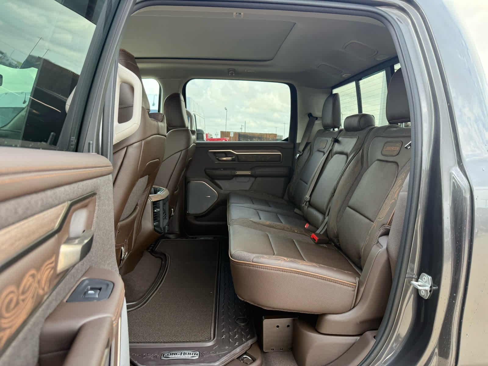New 2026 Granite Crystal Metallic Clearcoat Ram Longhorn image 16