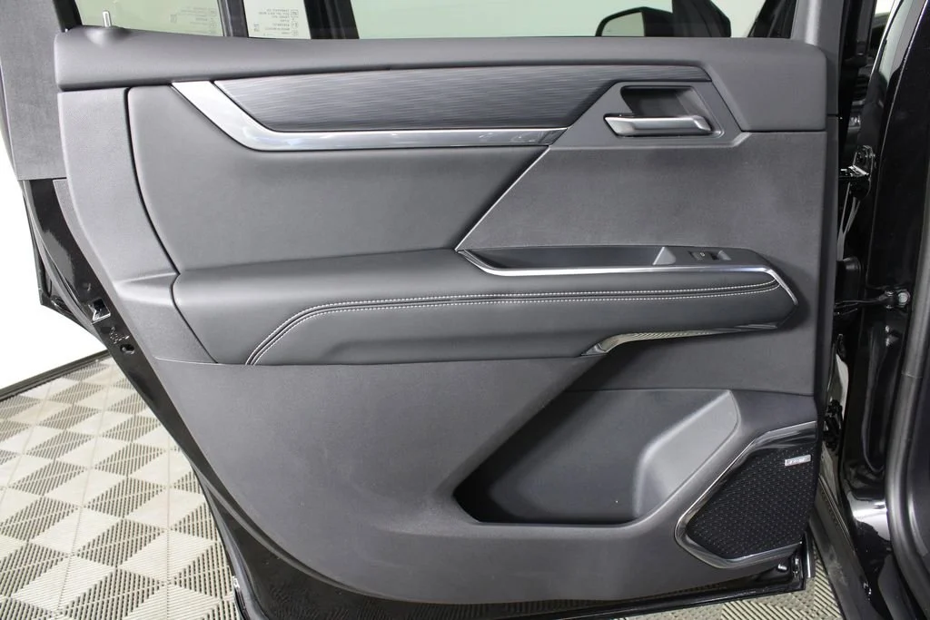 New 2026 Ebony Twilight Metallic GMC Elevation image 13
